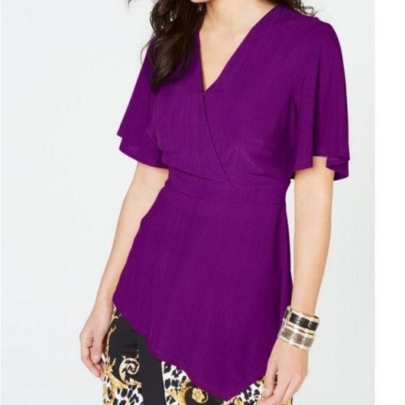 THALIA SODI Asymmetrical Hem Surplice Top - Picture 1 of 5